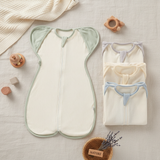 Mise en scène de la barboteuse avec des accessoires écologiques